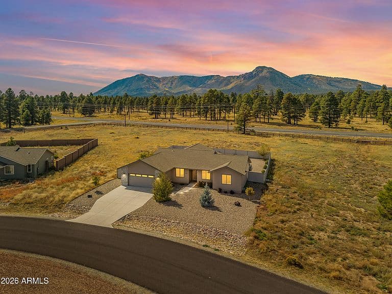 10226 LUNDIN Road photo 2
