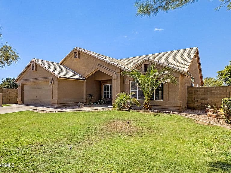 1138 N PHEASANT Drive photo 2