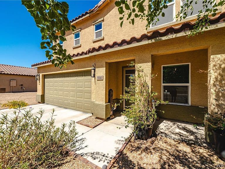 5541 S Prospect Creek Road photo 4