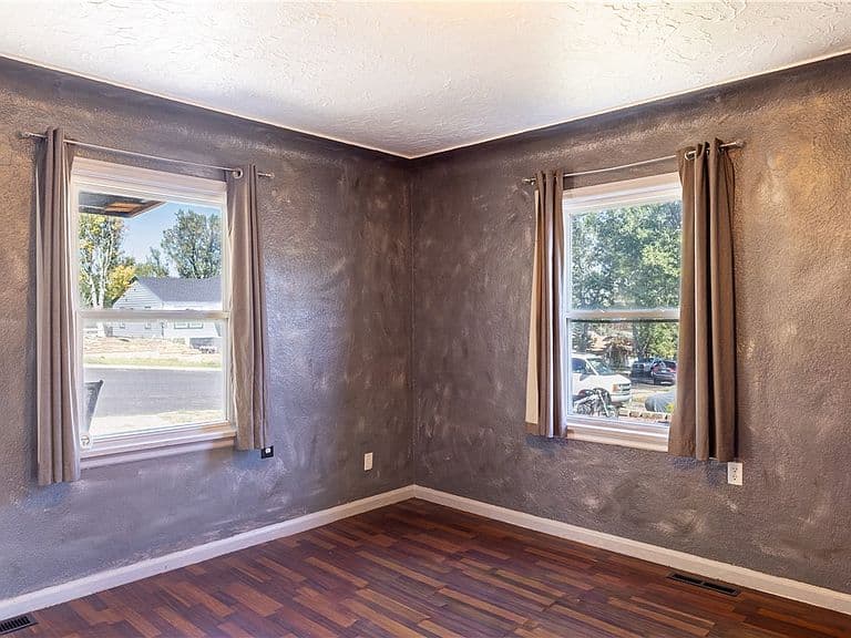 1132 Terry Ave photo 4