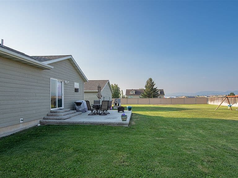 2617 Laramie St photo 5