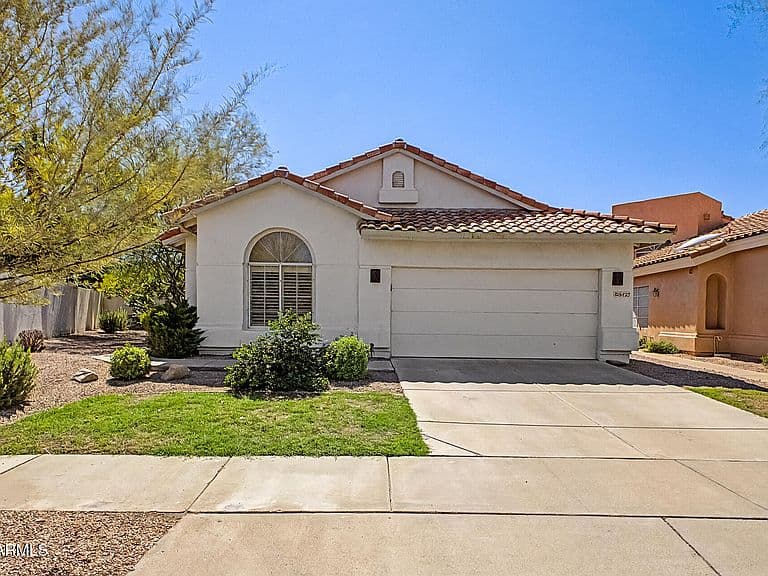 6425 E REDMONT Drive photo 1