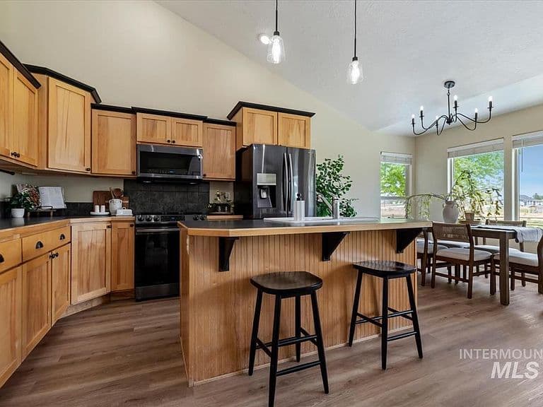 12840 Quail Run Ln photo 3