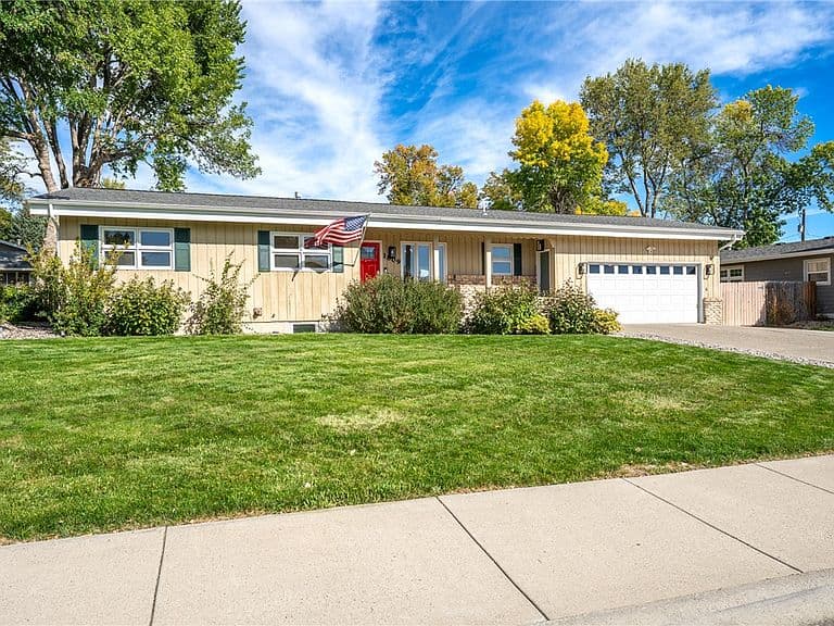 1809 Colton Blvd photo 2
