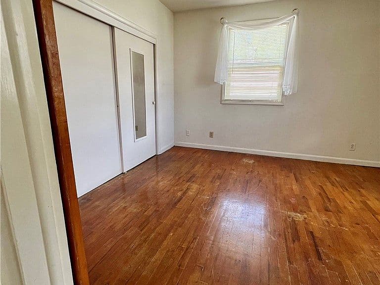 336 Foster Ln photo 5