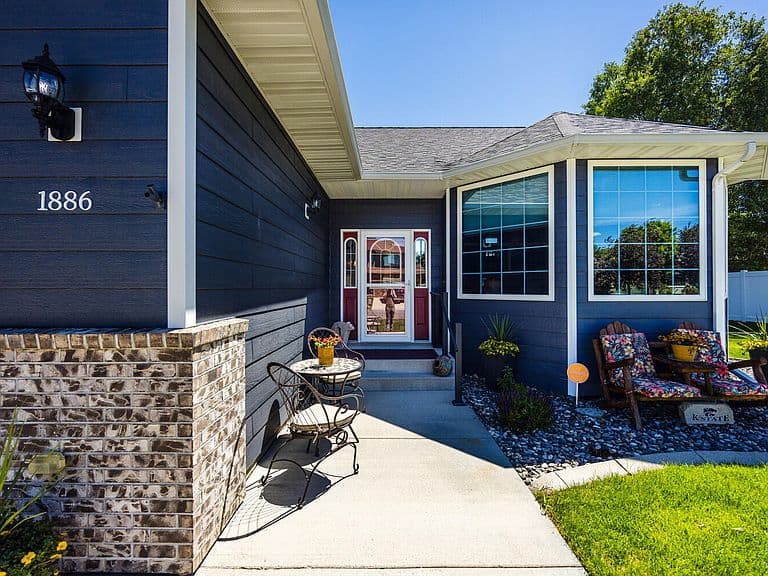1886 Paintbrush Dr photo 3