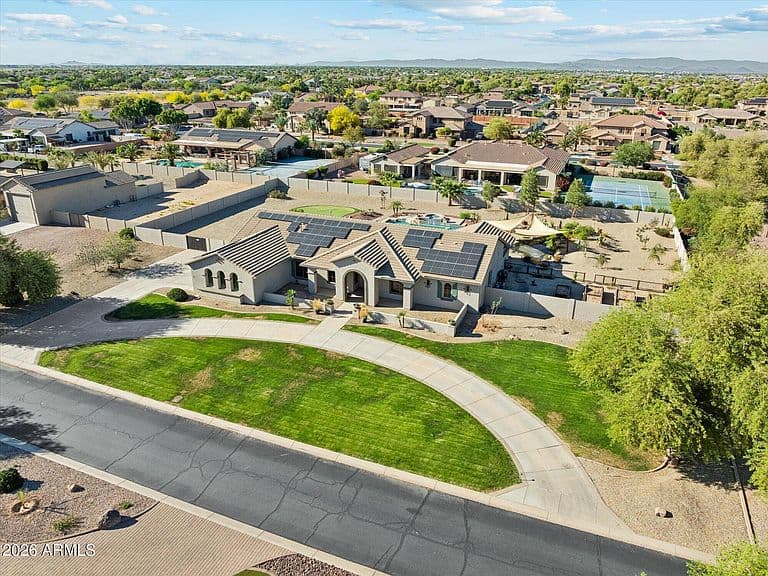 14554 W DESERT COVE Road photo 1