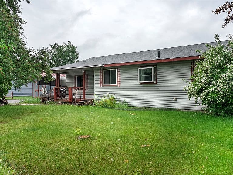 1827 9th Ave W photo 1