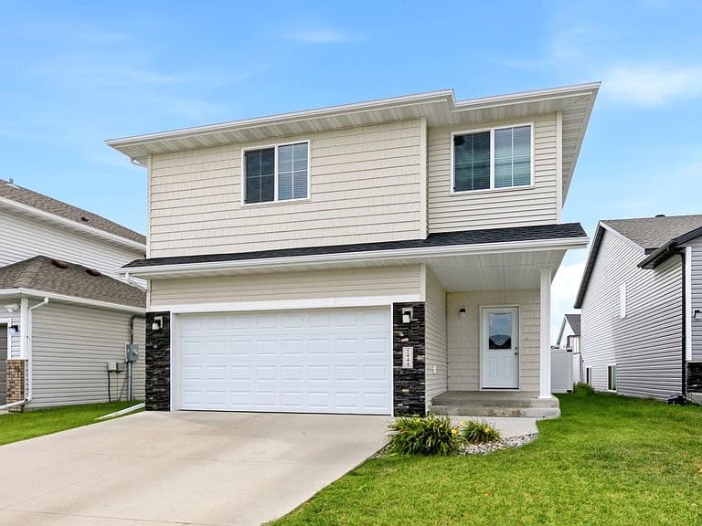 5444 Justice Dr S photo 2