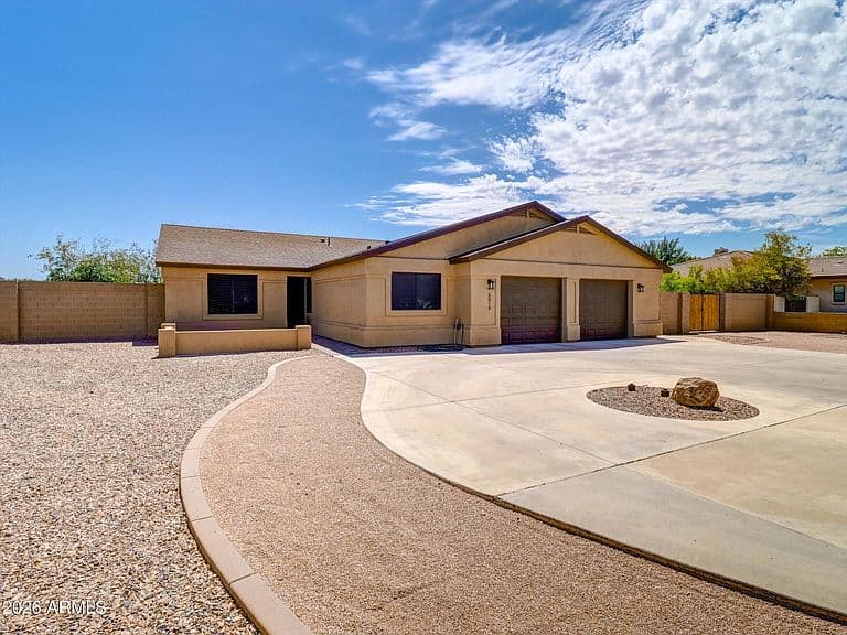 6019 W GREENBRIAR Drive photo 2