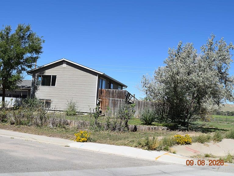 170 Fort Laramie photo 2