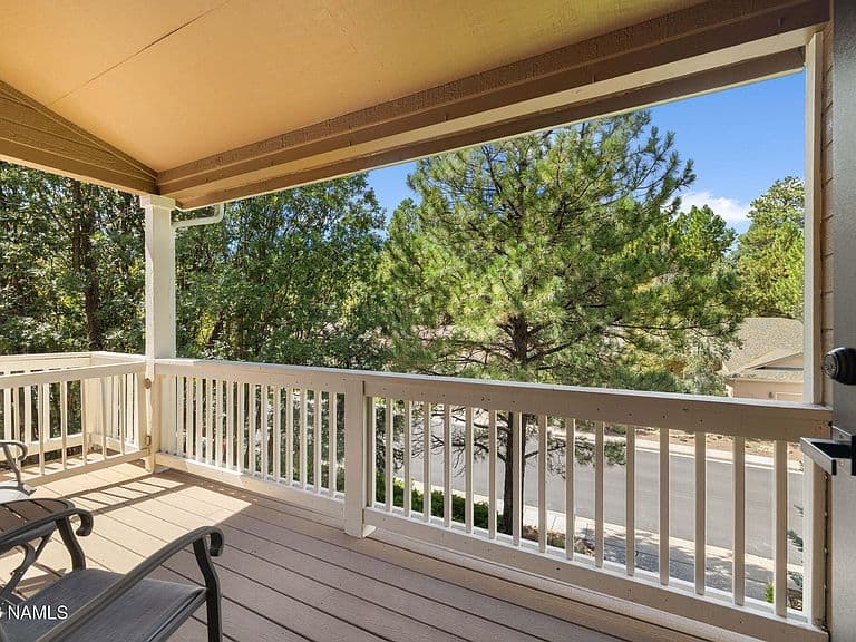 6019 E Abineau Canyon Dr photo 2