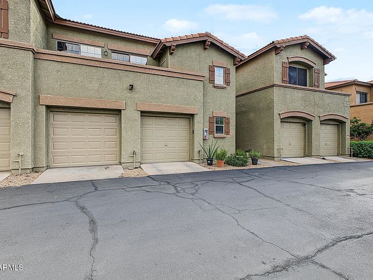 805 S SYCAMORE Drive #234 photo 1