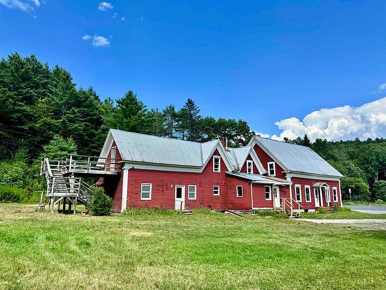 6395 Vermont Route 14 photo 4