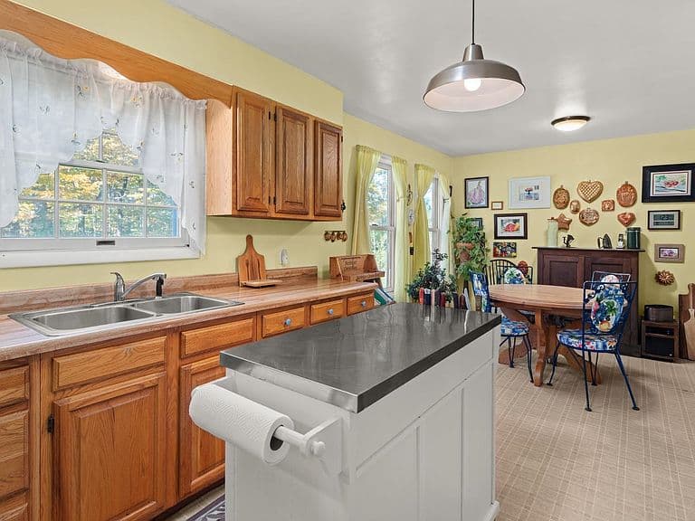 1421 Shaw Mansion Road photo 5