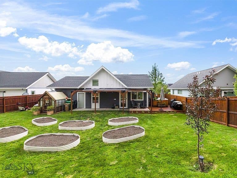 4448 Shadow Glen Dr photo 3
