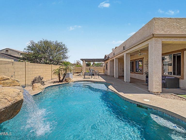 5318 W BEAUTIFUL Lane photo 2