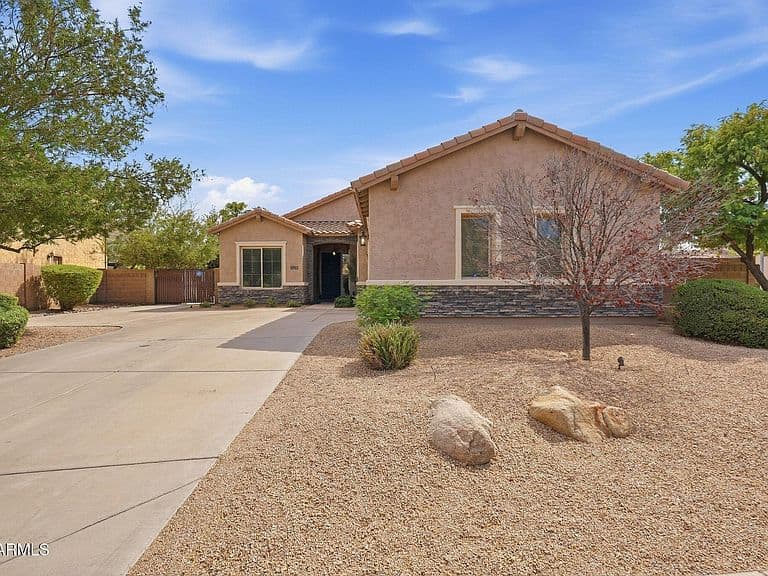 6923 S BLACK HILLS Way photo 5