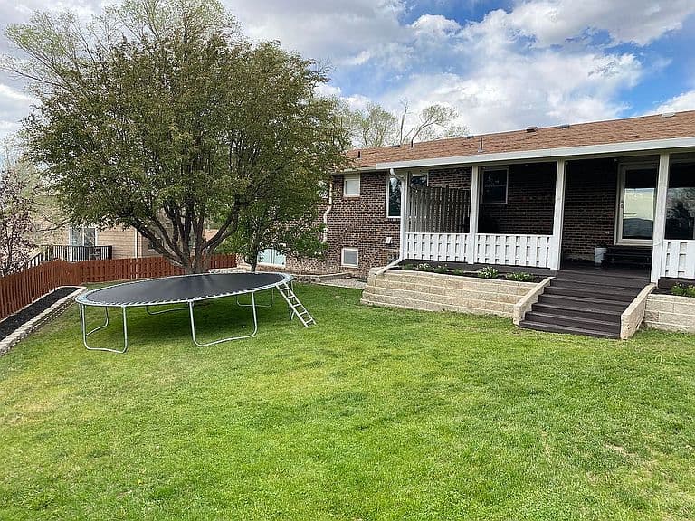 422 Agate St photo 5