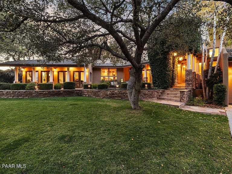 21 Yakashba Dr photo 5