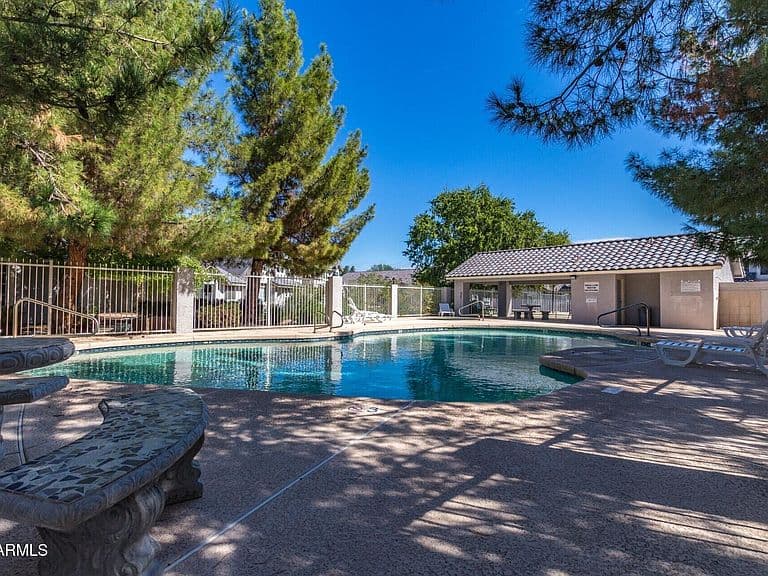860 N MCQUEEN Road #1046 photo 5