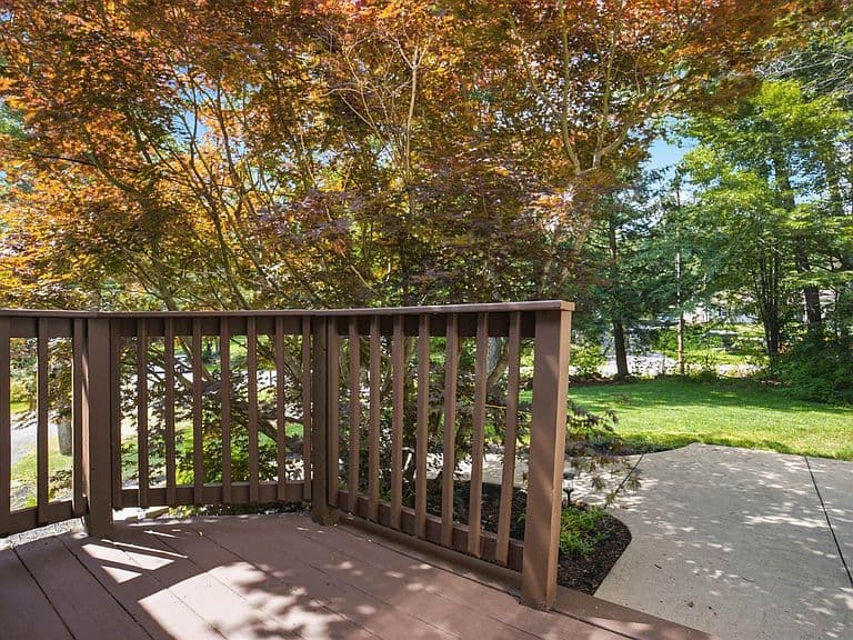 71 Butterfield Road photo 5