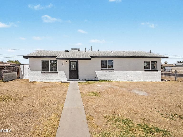 3602 W ALMERIA Road photo 1