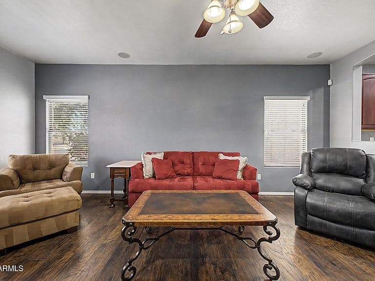 21840 E CREOSOTE Drive photo 4