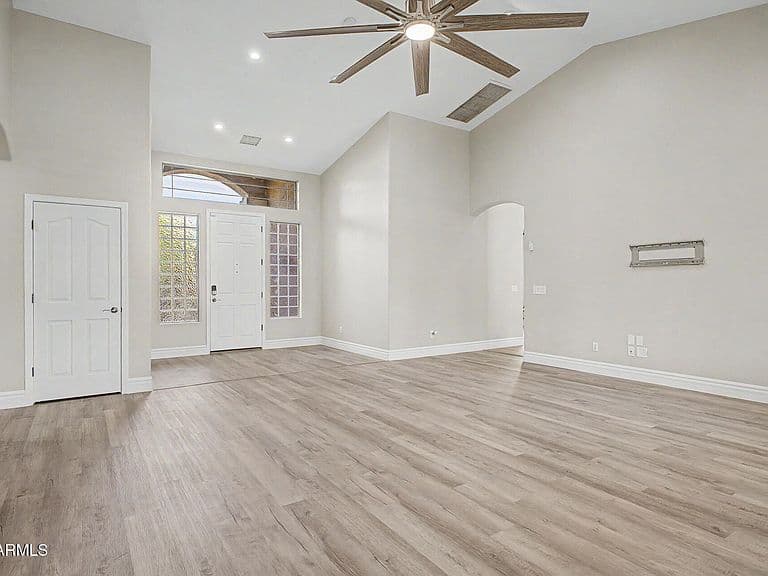 30427 W VALE Drive photo 1