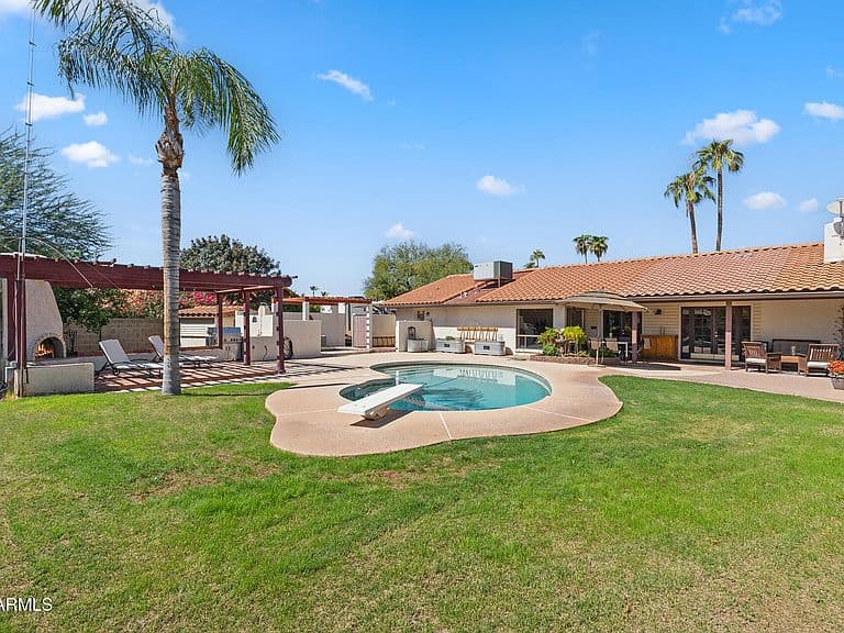 7525 E LARKSPUR Drive photo 1