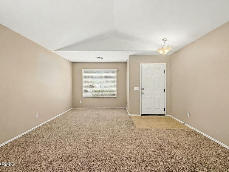 2766 E COWBOY COVE Trail photo 5
