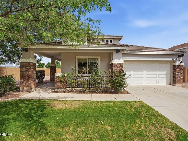 2634 E DEL RIO Street photo 1