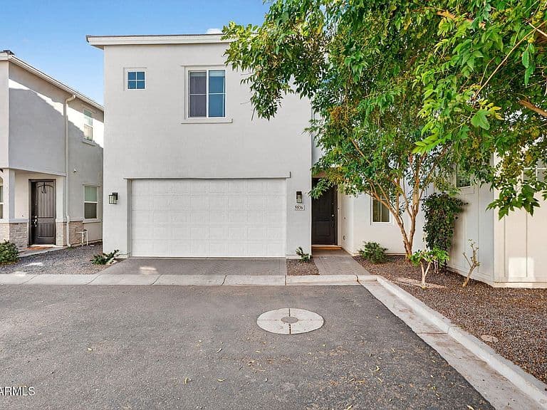 5536 S Keene photo 2