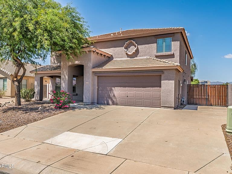 22348 N BRADEN Road photo 1
