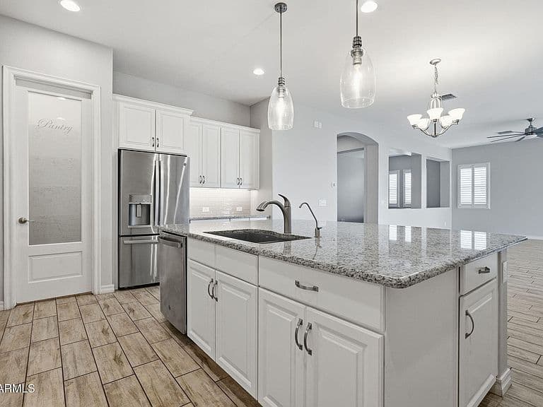 41346 W ARVADA Lane photo 1
