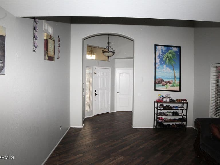 38103 N BONNIE Lane photo 3