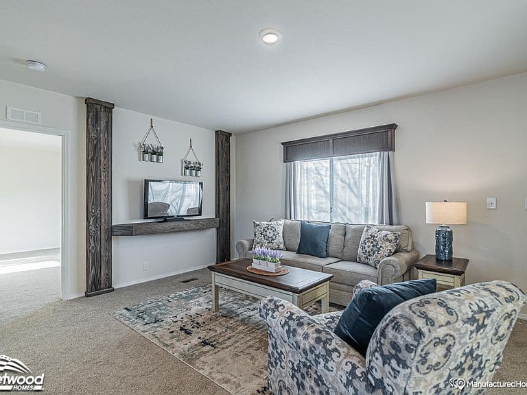 28664E The Rapids Plan, Woody Mountain Residential Community photo 4