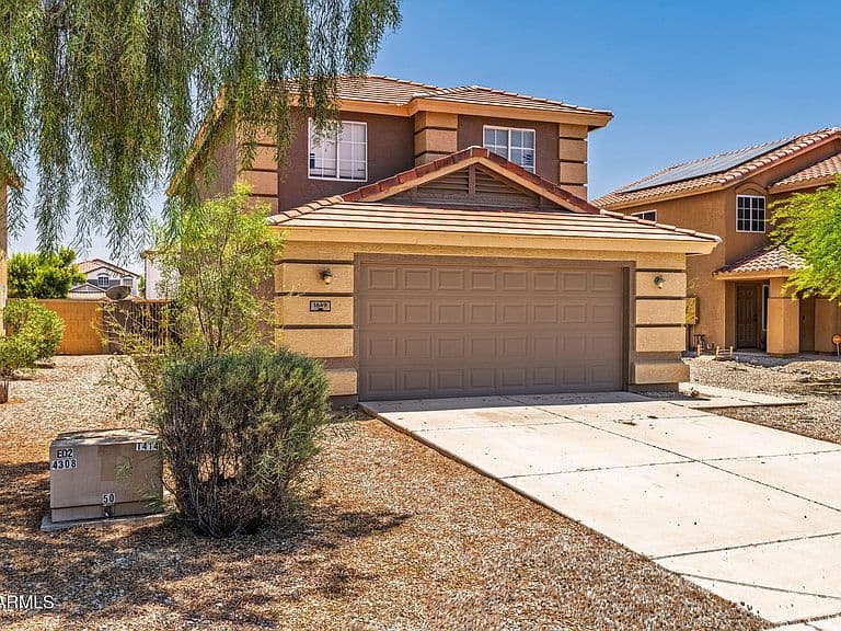 1649 W Harding Avenue photo 3