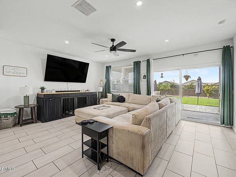 10334 S DESERT VIEW Drive photo 4
