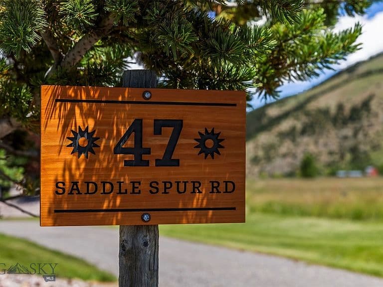 47 Saddle Spur photo 4