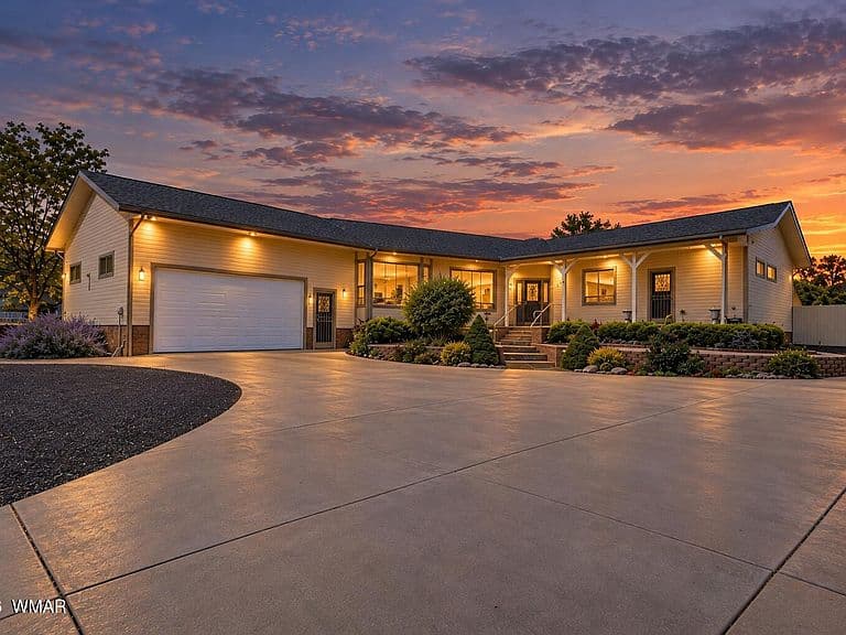 6834 Circle C Ln photo 1