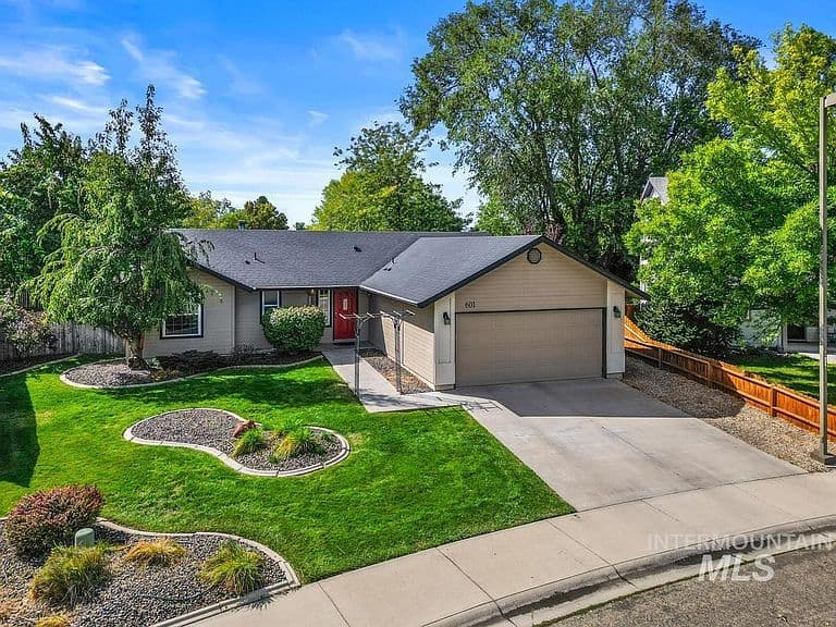 601 W Tern Dr photo 1