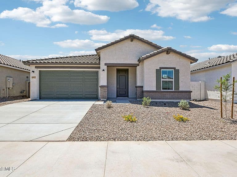 36815 W NINA Street photo 1