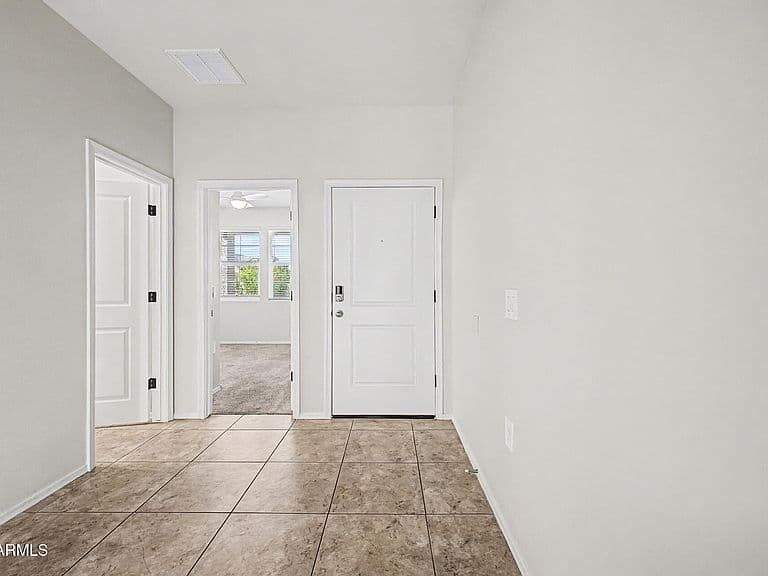 18927 W WOODLANDS Avenue photo 5