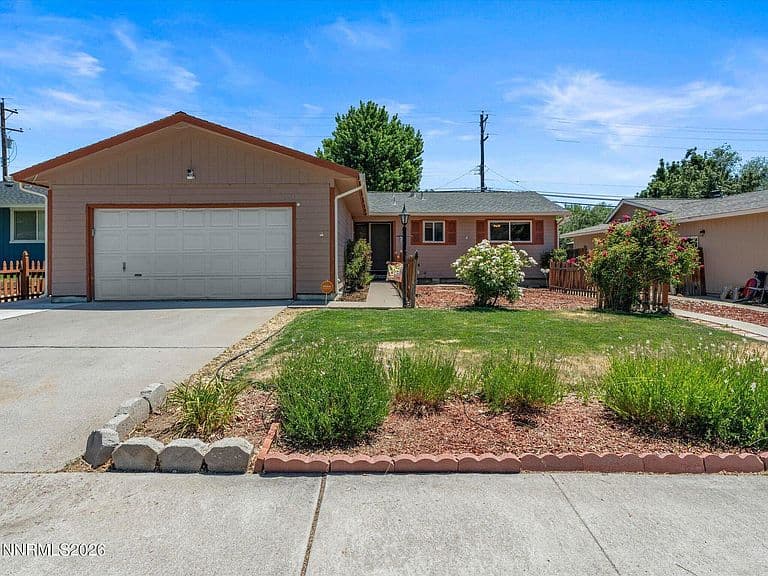 3510 Puccinelli Dr photo 1