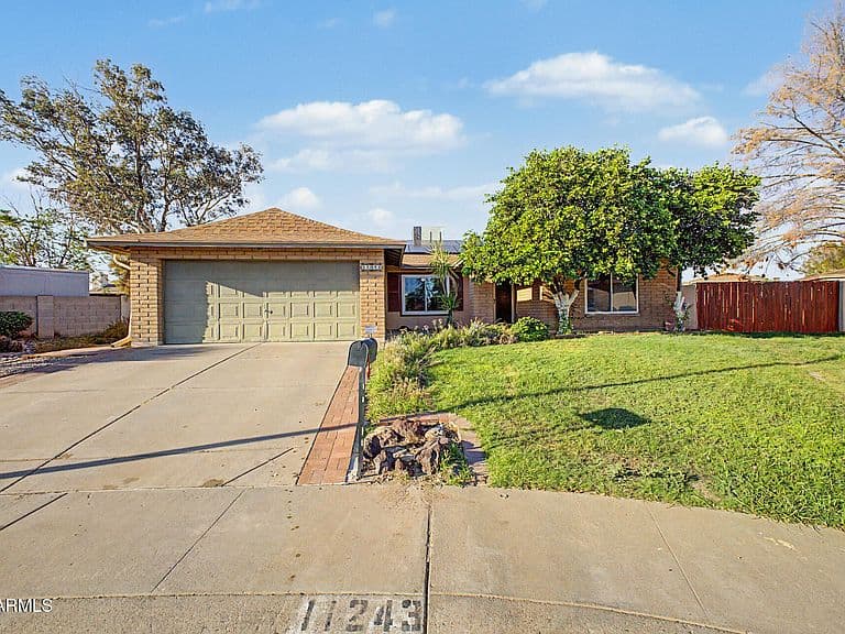 11243 N 58TH Drive photo 1