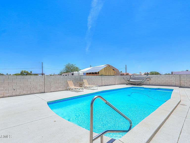 302 N COLORADO Street photo 4