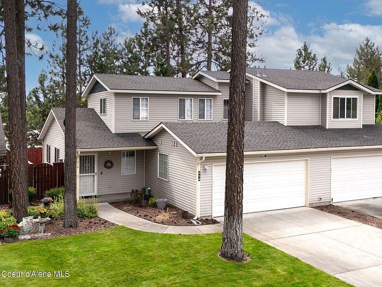 214 E Knotty Pine Ln photo 4