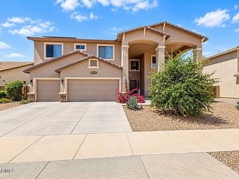 15792 W DESERT MIRAGE Drive photo 1