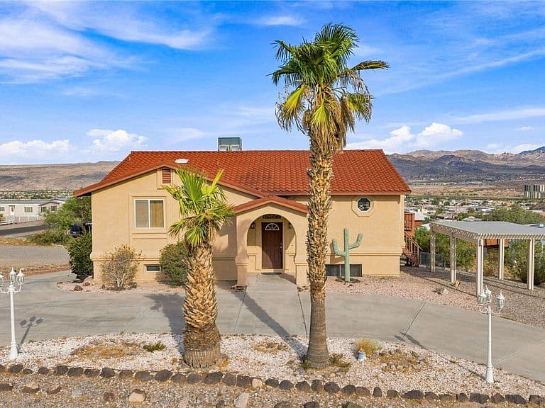 1649 Alta Vista Road photo 2